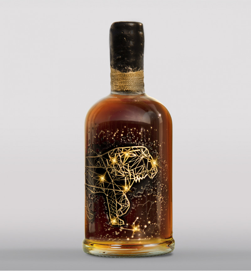 Бутылка "Лев" со стразами Сваровски с Braastad VSOP в подарочной упаковке